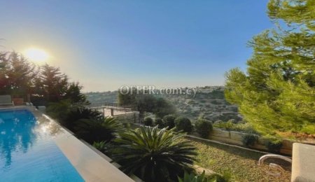 For Sale €1,095,000 House 5 bedrooms Kouklia Paphos