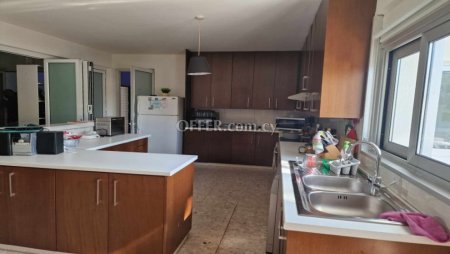 For Sale €300,000 House 3 bedrooms Kiti Larnaca - 11