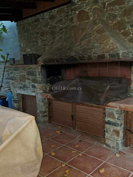For Sale €470,000 House 4 bedrooms Pedoulas Nicosia - 4