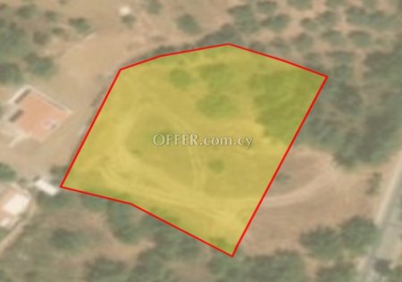 For Sale €250,000 Plot Evrichou, Evrychou Nicosia - 2