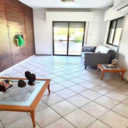 For Rent €1,100 Apartment 3 bedrooms Egkomi Nicosia - 3