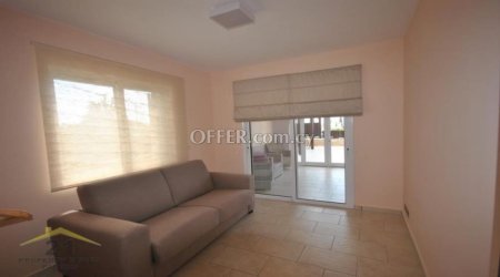 For Sale €1,500,000 House 4 bedrooms Tala Paphos - 10