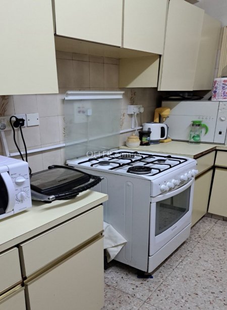 For Sale €130,000 Apartment 3 bedrooms Strovolos Nicosia - 4