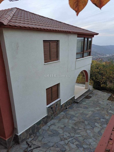 For Sale €470,000 House 4 bedrooms Pedoulas Nicosia - 2