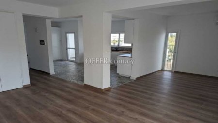 For Rent €1,400 Apartment 3 bedrooms Egkomi Nicosia - 6