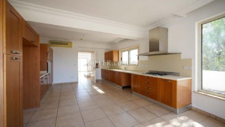 For Sale €710,000 House 4 bedrooms Latsia (Lakkia) Nicosia - 7