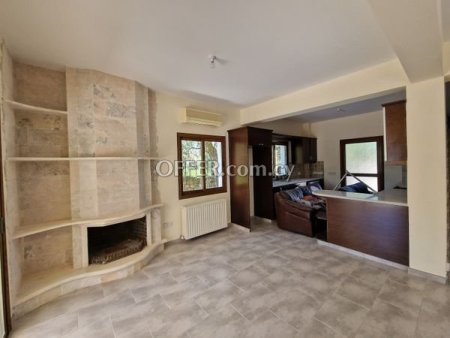 For Sale €200,000 House 4 bedrooms Ineia Paphos - 7