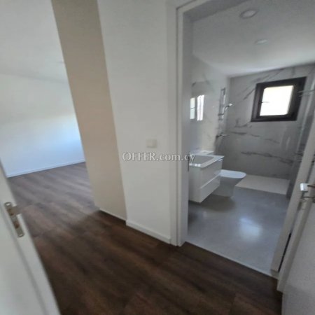 For Sale €380,000 Apartment 3 bedrooms Germasogeia, Yermasogeia Limassol - 2