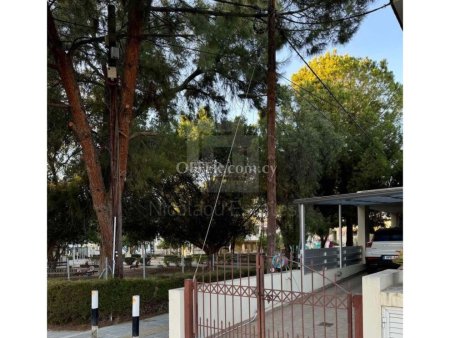 Four bedroom House near Mall of Engomi next to a green area - 3