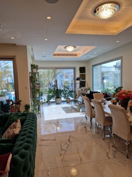 Luxury Villa with Pool and Gym for Rent - 13