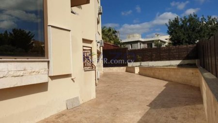 Four Bedroom Ground Floor Apartment in Kolossi, Limassol - 13