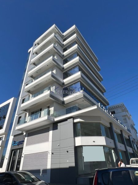 Commercial Shop for Rent in Katholiki, Limassol - 5