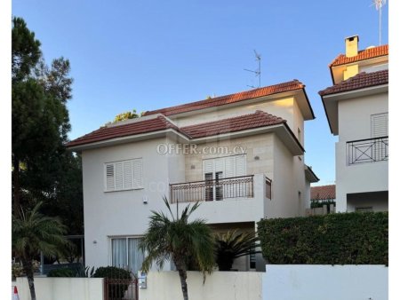 Four bedroom House near Mall of Engomi next to a green area - 2