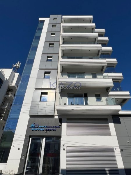 Commercial Shop for Rent in Katholiki, Limassol - 4