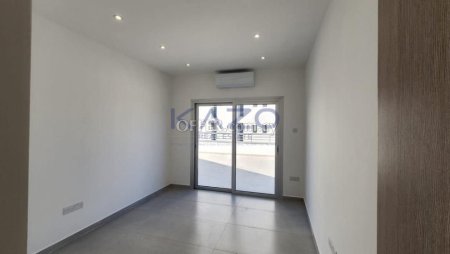 Expansive 202 m2 Office Space in Agios Nicolaos - 8