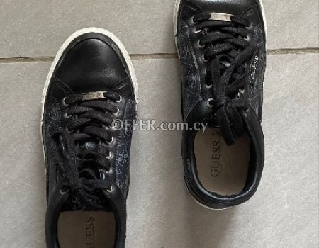 ???? Fast Christmas Sale: 4 Stylish Women’s Shoes + 1 Elegant Heel – €5 Each or ALL for €25!