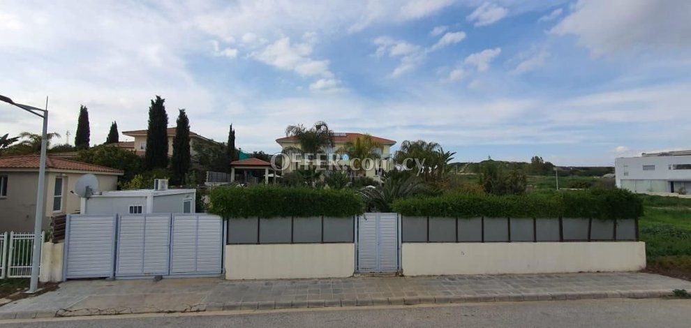 7 Bed Detached Villa for Sale in Makedonitissa, Nicosia - 10