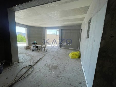 Modern 3 Bedroom Apartment for Sale in Moni