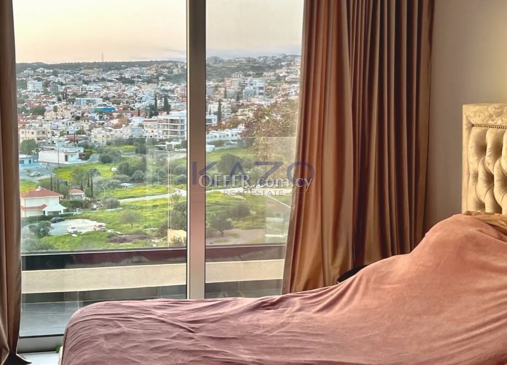 Modern Detached House with 185 m2 in Agia Fyla with Amazing City View - 7