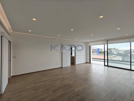 Modern 3 Bedroom Apartment with Private Roof Garden Pool for Sale in Agia Fyla - 5