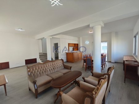 Spacious 3 Bedroom Apartment for Rent in Papas Area