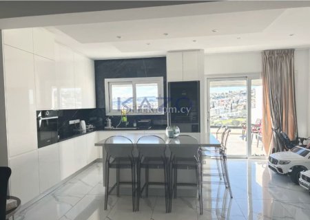Modern Detached House with 185 m2 in Agia Fyla with Amazing City View - 9