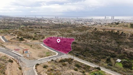 Share Residential Field Mesa Geitonia Municipality Limassol