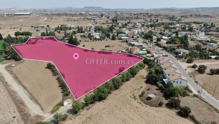 Share Field in Potamia Nicosia - 2