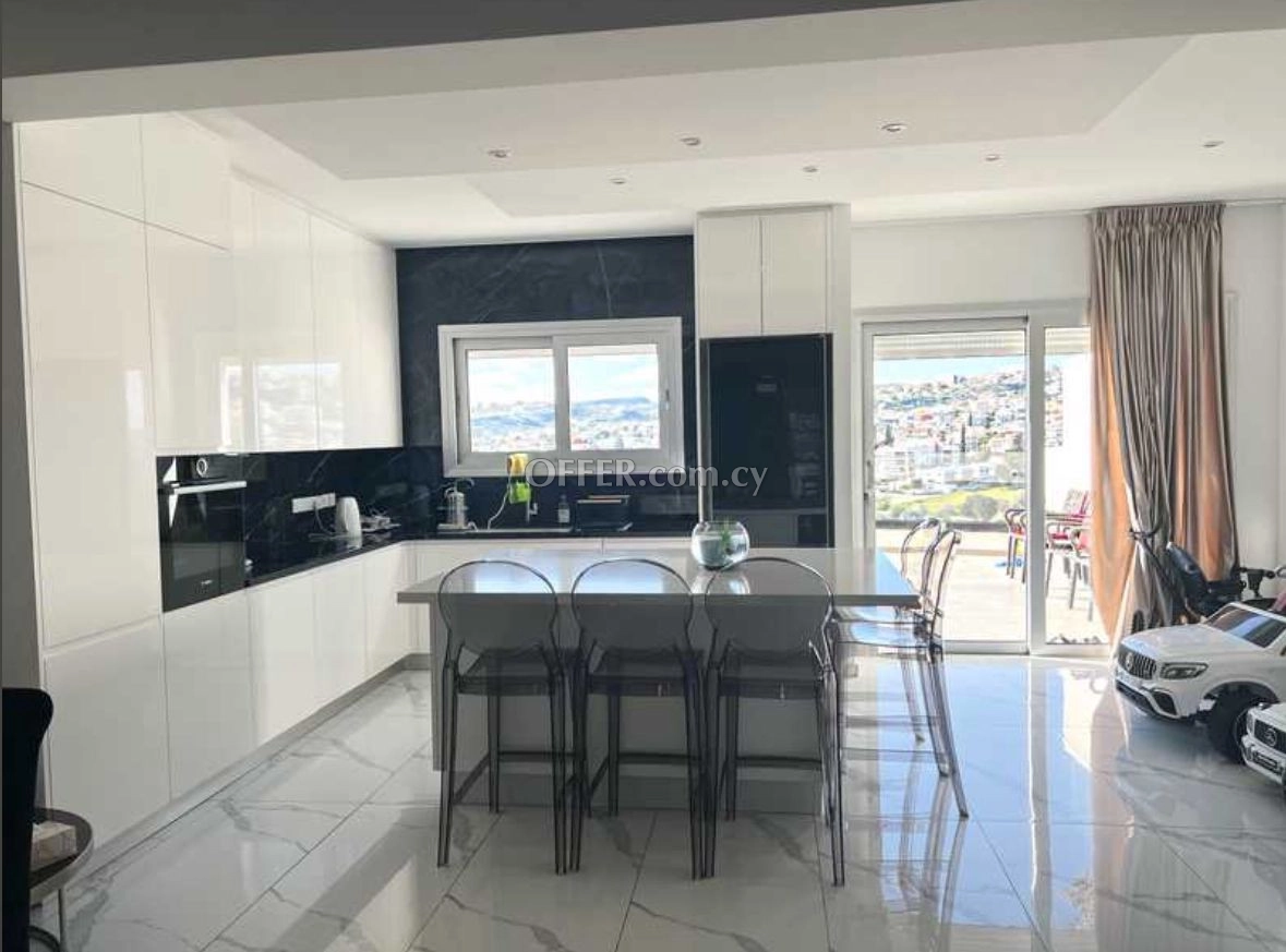 House (Detached) in Agia Fyla, Limassol for Sale - 5
