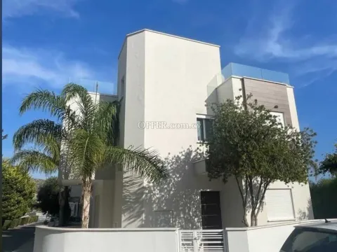 House (Semi detached) in Moutagiaka, Limassol for Sale - Main Photo