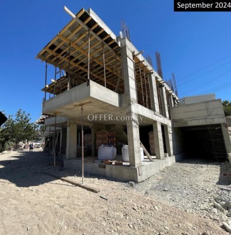House (Maisonette) in Agios Tychonas, Limassol for Sale - 10
