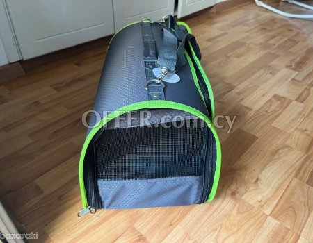 Cat carrier
