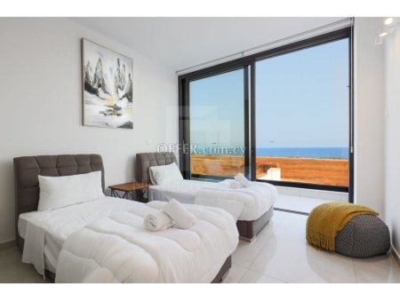 Luxurious Seafront Five Bedroom Villa with Private Swimming Pool for Sale in Agia Napa Ammochostos - 2
