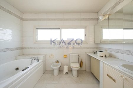 Spacious 4 Bedroom Detached House in Agia Fyla - 5