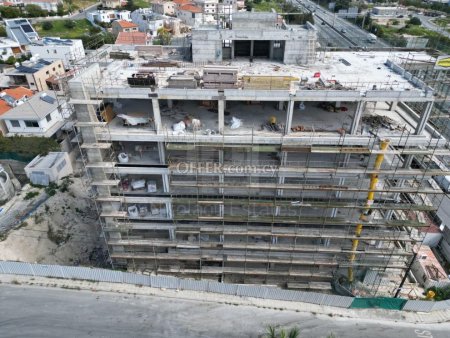 Whole floor office for sale in Agia Fyla with easy access to the highway - 8