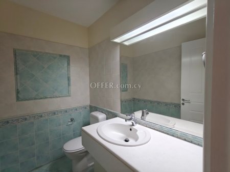 3-bedroom Apartment 191 sqm in Larnaca (Town) - 4