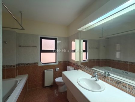 3-bedroom Apartment 191 sqm in Larnaca (Town) - 3