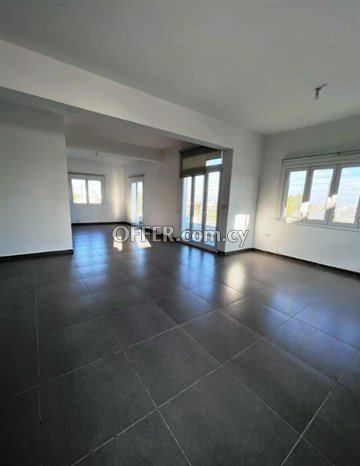 2 Bedroom Penthouse  In Lakatameia, Nicosia