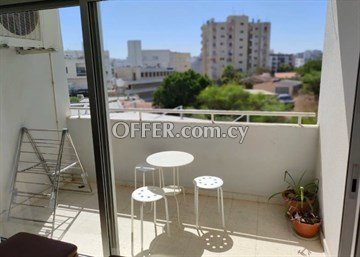 3 Bedroom Apartment Semi Furnished  In Agioi Omologites, Nicosia