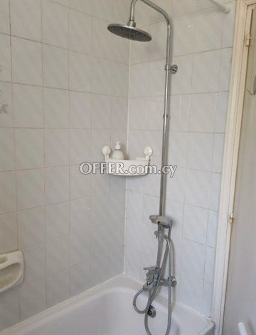 3 Bedroom Apartment Semi Furnished  In Agioi Omologites, Nicosia - 7