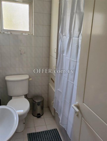 3 Bedroom Apartment Semi Furnished  In Agioi Omologites, Nicosia - 6
