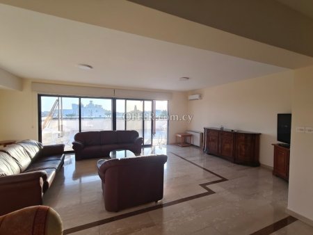 3-bedroom Apartment 191 sqm in Larnaca (Town) - 8