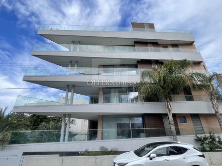 Three bedroom modern wholefloor apartment in Likavitos for rent