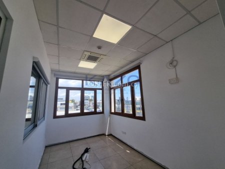 Commercial Office Space in Kolonakiou Avenue, Limassol - 10