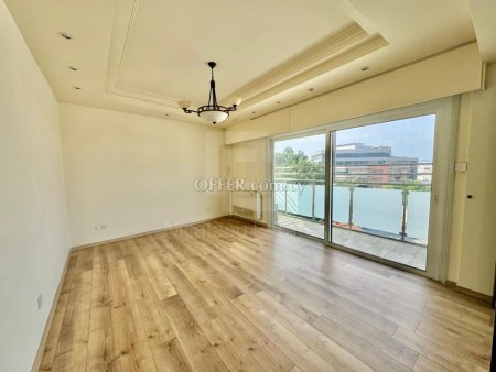 Stunning five bedroom penthouse in Gladstonos area Limassol - 6