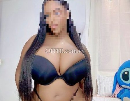 Hot girl new girl in town (photo 1)
