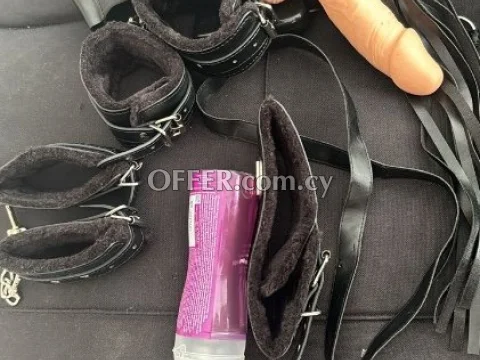 Hot girl new girl in town - Photo 1