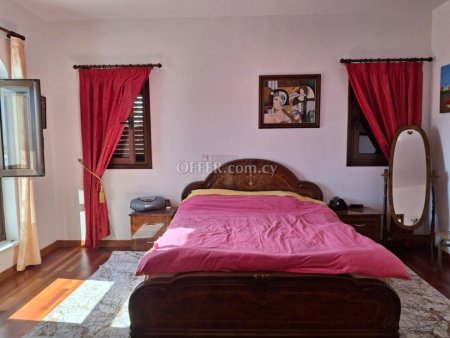 Spacious 5 Bedroom Detached House for Sale in Ayia Napa Kokkines - 11