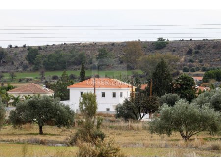 Three bedroom detached house with big garden for sale in Pera Orinis - 9