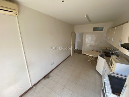 3 Bed Apartment for sale in Agios Tychon - Tourist Area, Limassol - 10